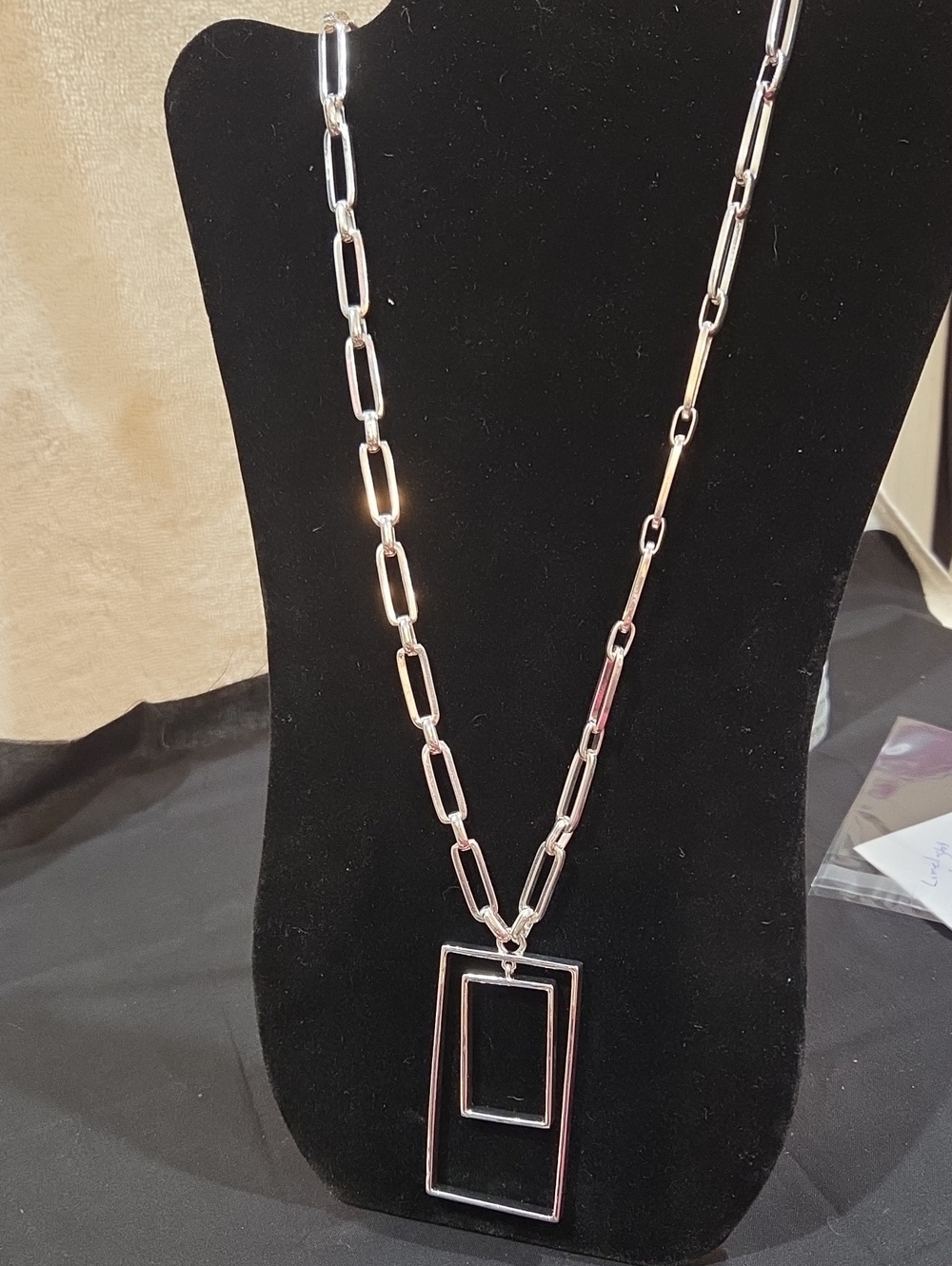 PAPERCLIP CHAIN WITH RECTANGULAR PENDANT